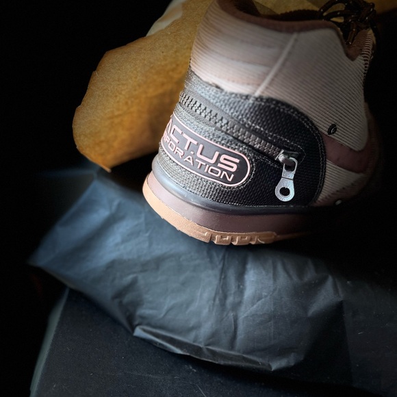 Men’s cactus jack Nike with box. - Picture 9 of 10